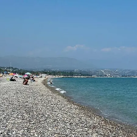 Studio 200m A Pieds Des Plages *
