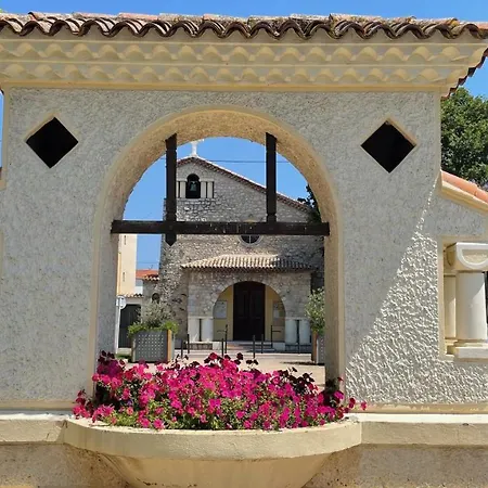 Appartement Studio 200m A Pieds Des Plages