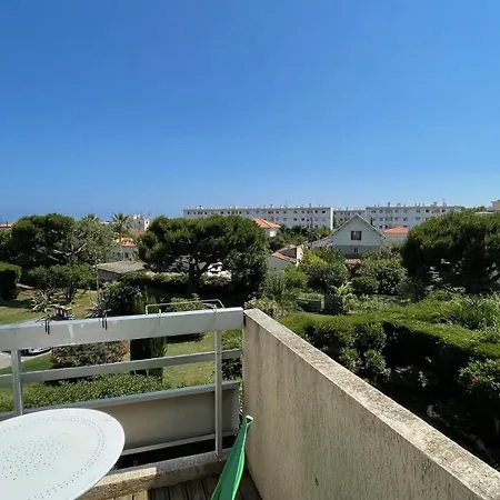 Studio 200m A Pieds Des Plages